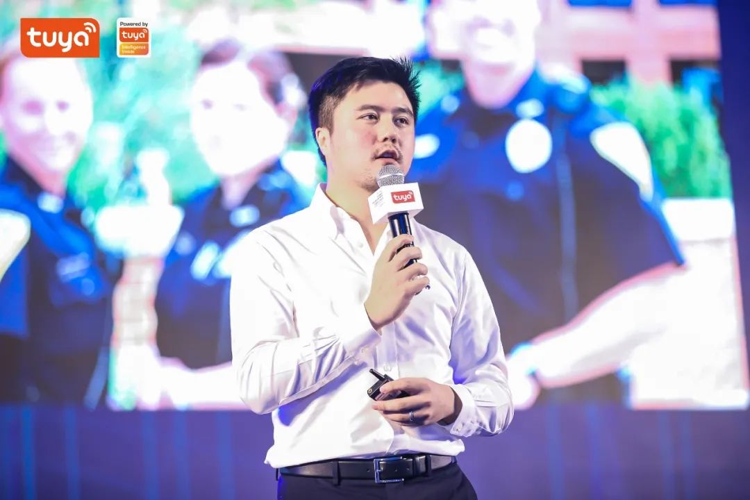 【涂鸦智能联合创始人兼COO杨懿】