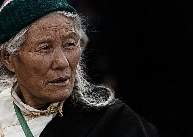 应对我国社会老龄化趋势，智慧养老是个智慧之选