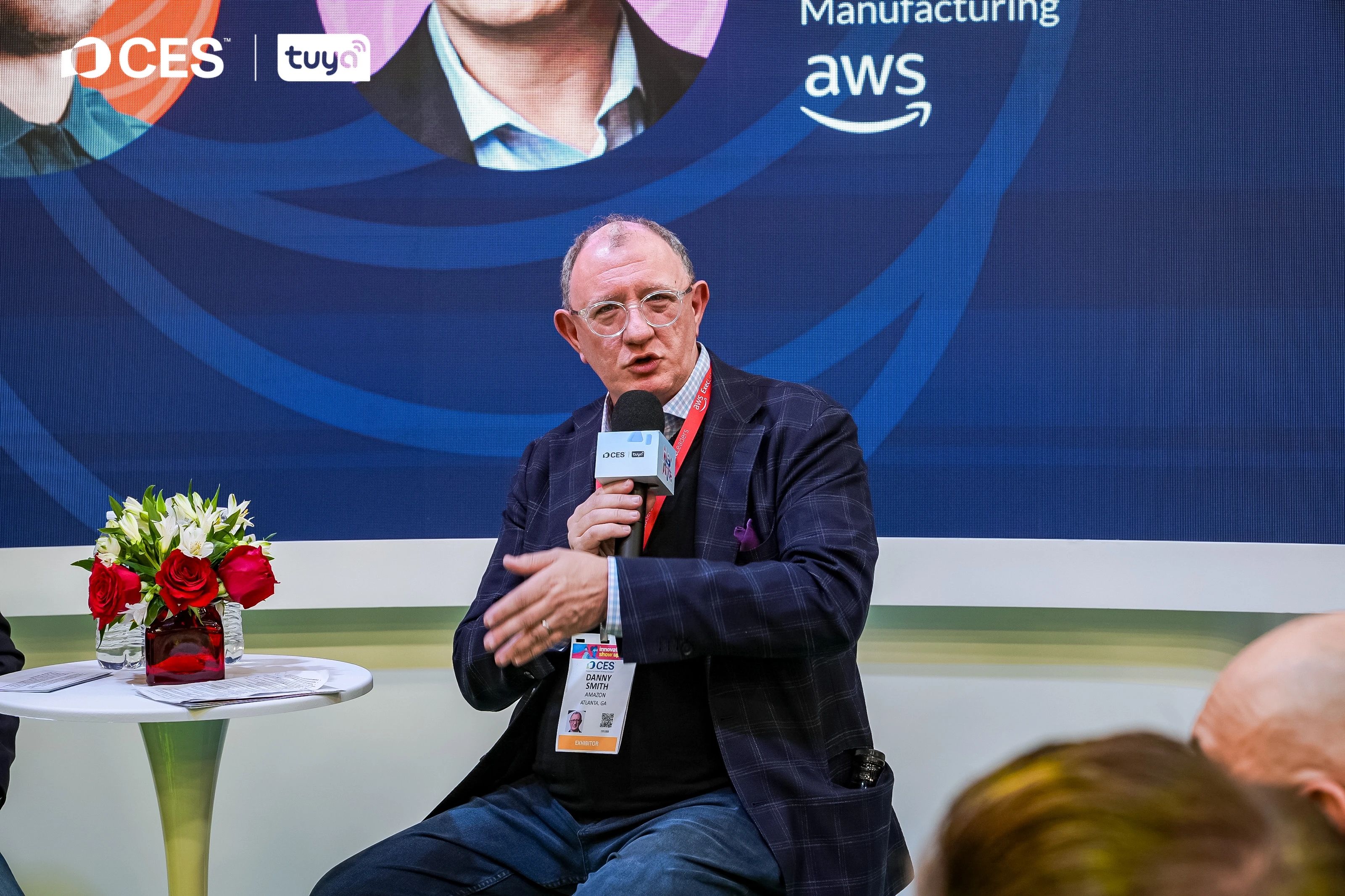 【亚马逊云科技人工智能|汽车与制造业首席策略师Danny Smith】