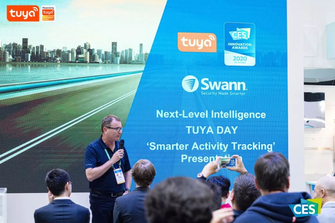 Swann全球营销副总裁 Jeremy Stewart现场分享
